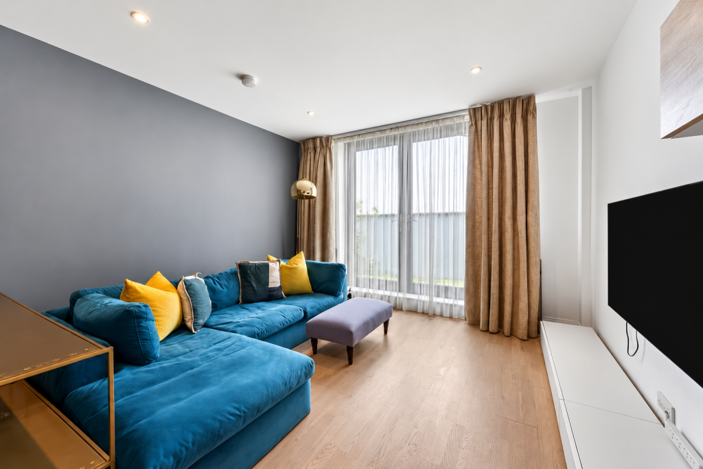 Apartment in Kingston upon Thames - View 2
