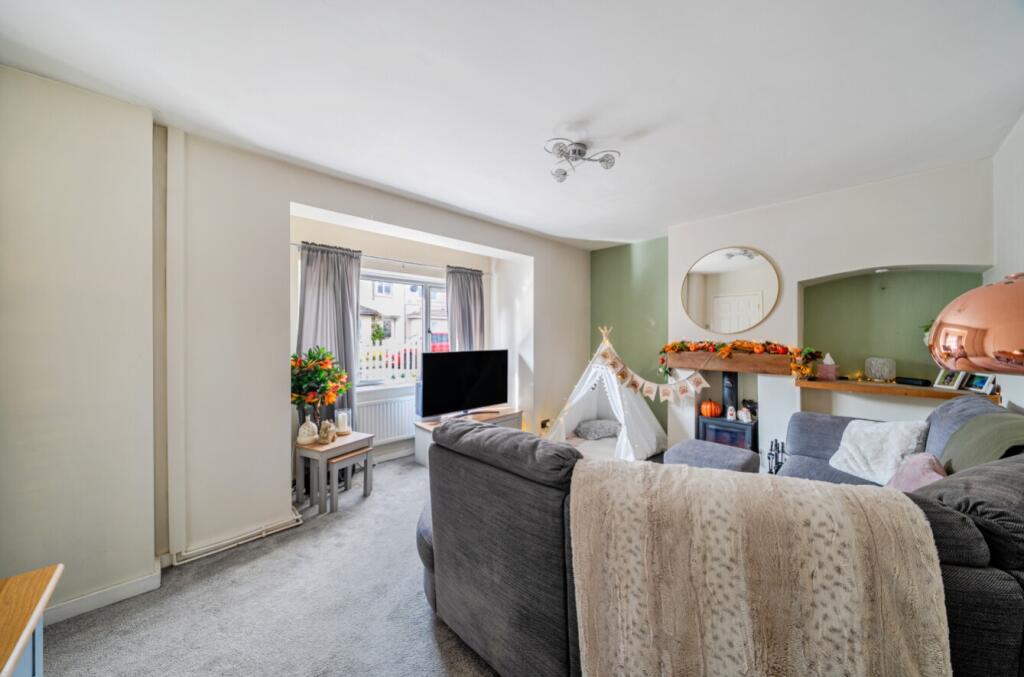 House in Nottingham - View 2