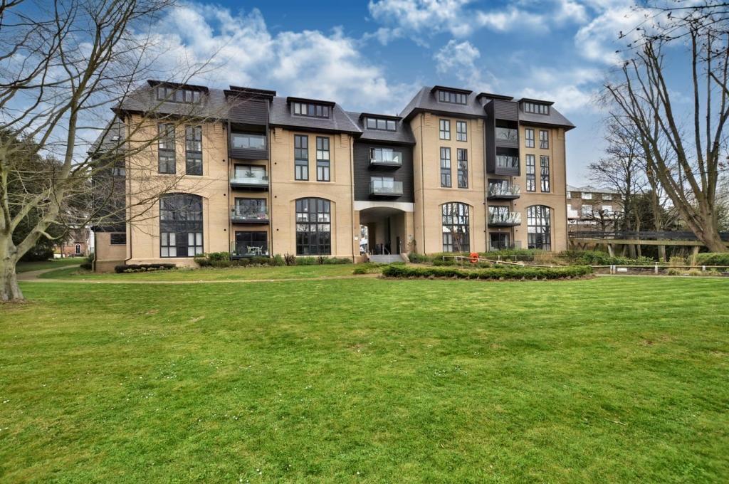 Main image of property: The Causeway, Great Baddow, Chelmsford