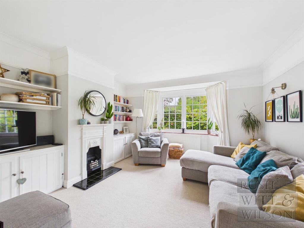 House in Tonbridge - View 3
