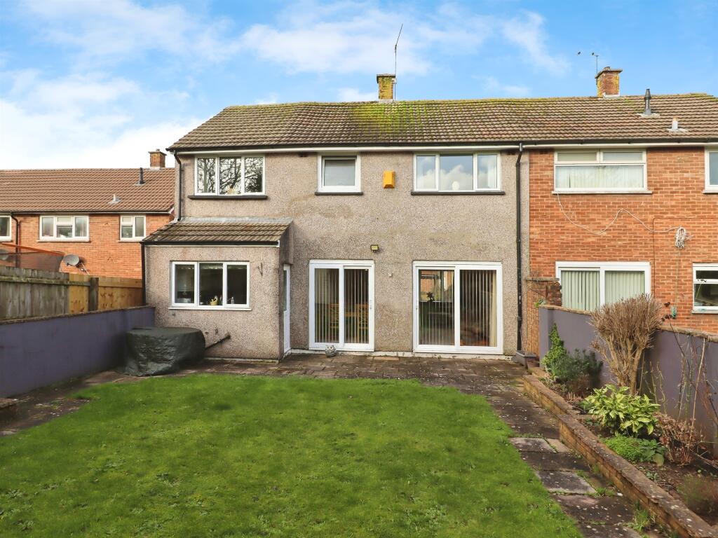 Dickens Avenue, Llanrumney, Cardiff photo 4