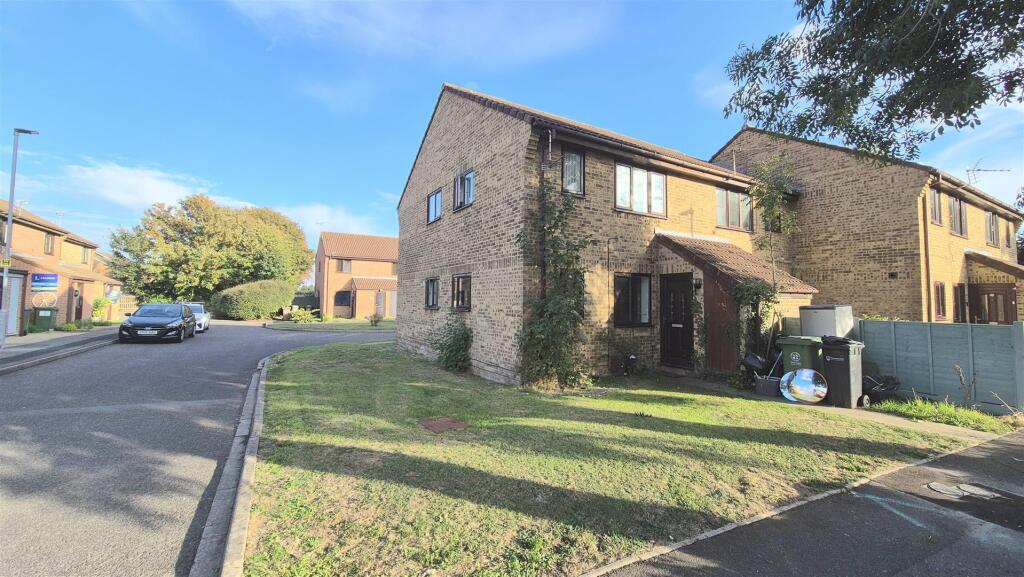 Main image of property: Green Farm Gardens. Hilsea
