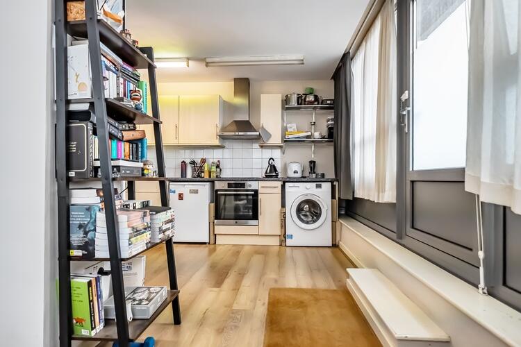 Apartment in London - View 5