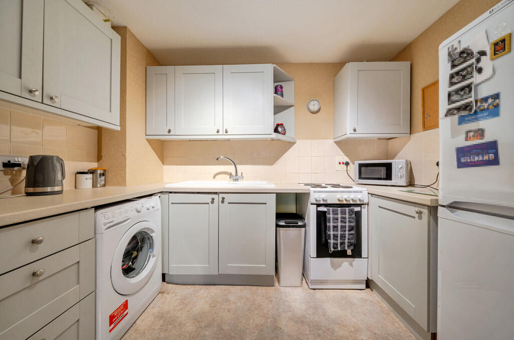 Apartment in London - View 4