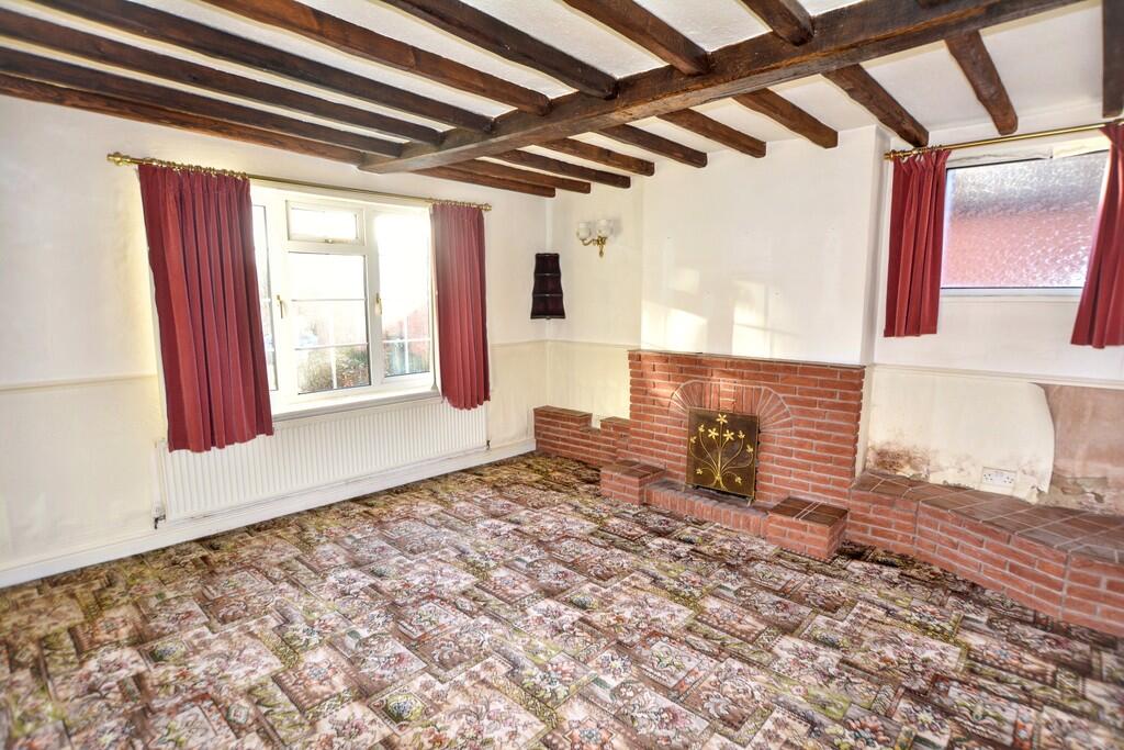 Main Street, Woodborough photo 2