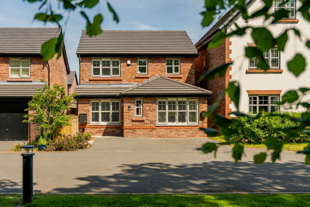 4-bed detached on Painton Close, Macclesfield, £495,000