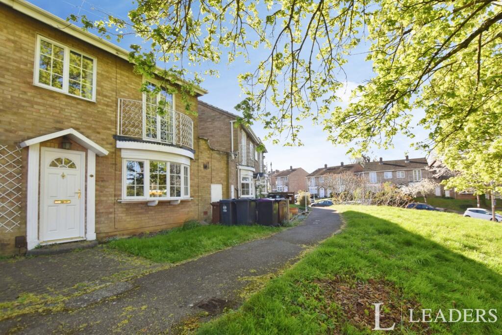 Main image of property: Collins Cross, Bishop's Stortford, Hertfordshire, CM23