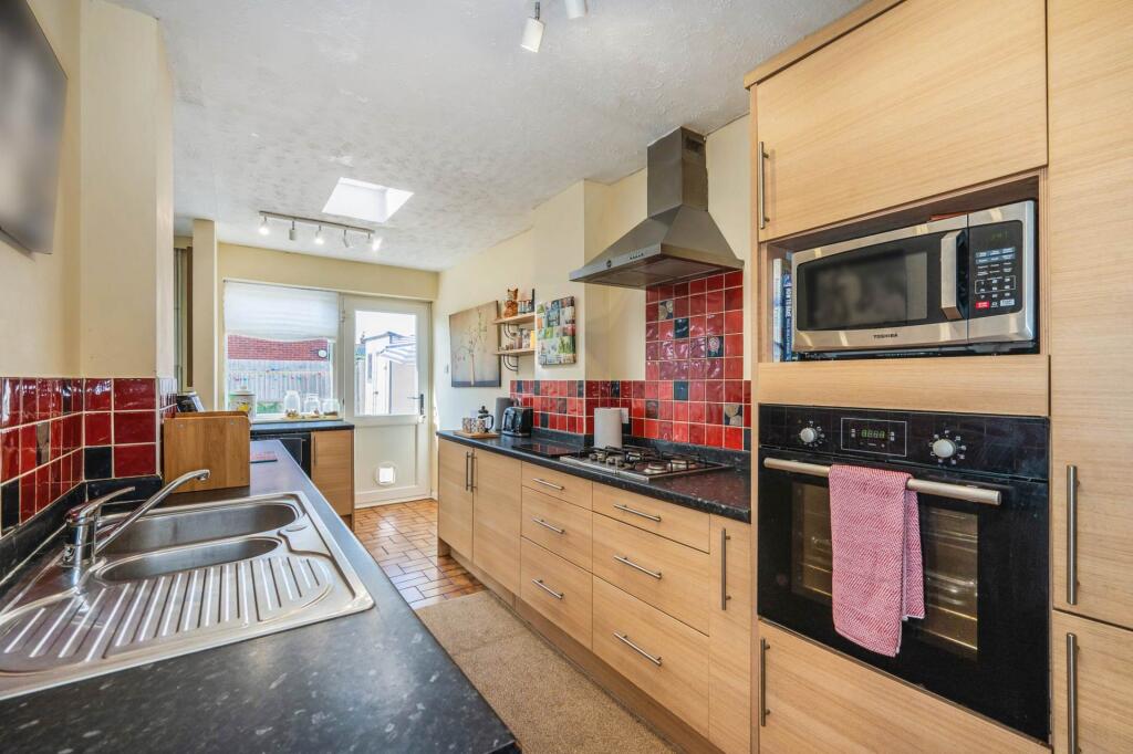 House in Chichester, East Wittering - View 3