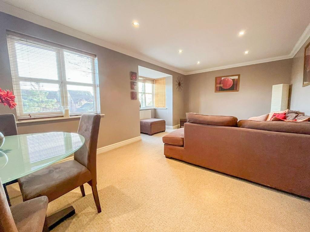 Apartment in Doncaster - View 3