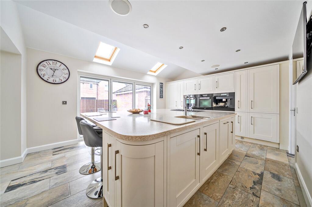 Henry Grove, Pudsey, West Yorkshire photo 3