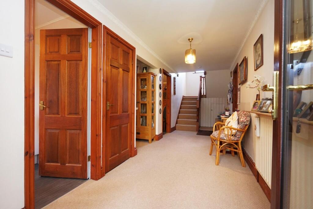 Low Farm Close, Lindal, Ulverston photo 3