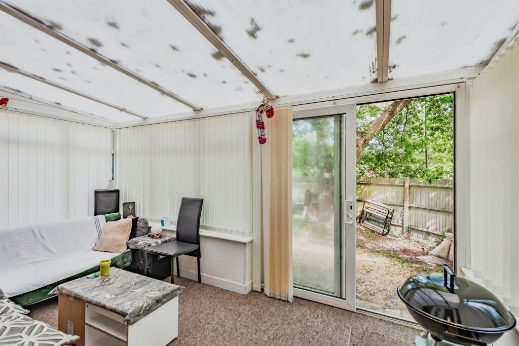 Hill Place, Crawley - View 6