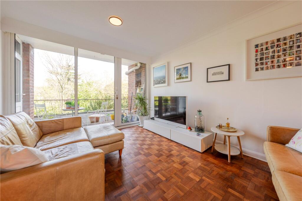 Apartment in Warwick, Milverton, Royal Leamington Spa - More