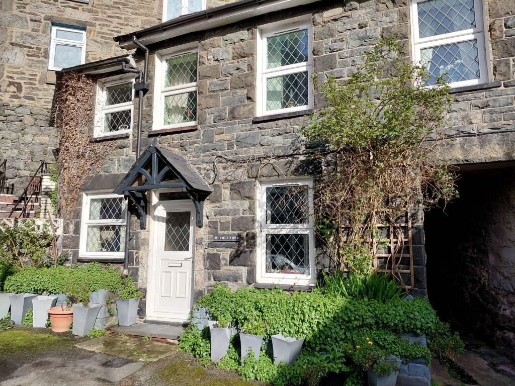 Main image of property: Murmur Y Dwr, Barmouth, LL42 1AT