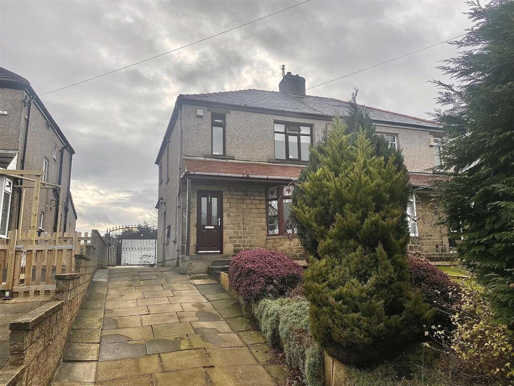 Main image of property: Newlands View, Halifax