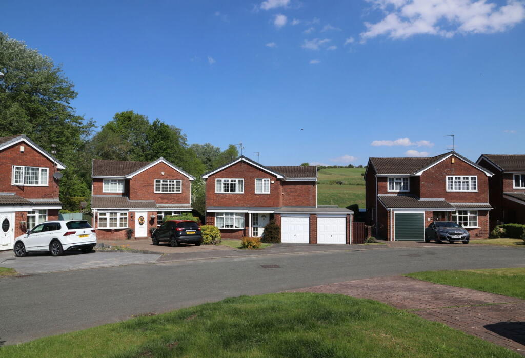 2 Riverside, Chadderton, Oldham, OL1 2TX photo 4