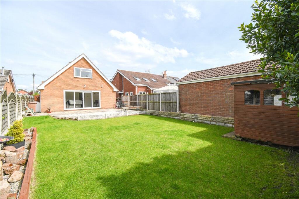 House in Wirral, Liverpool City Region - View 3
