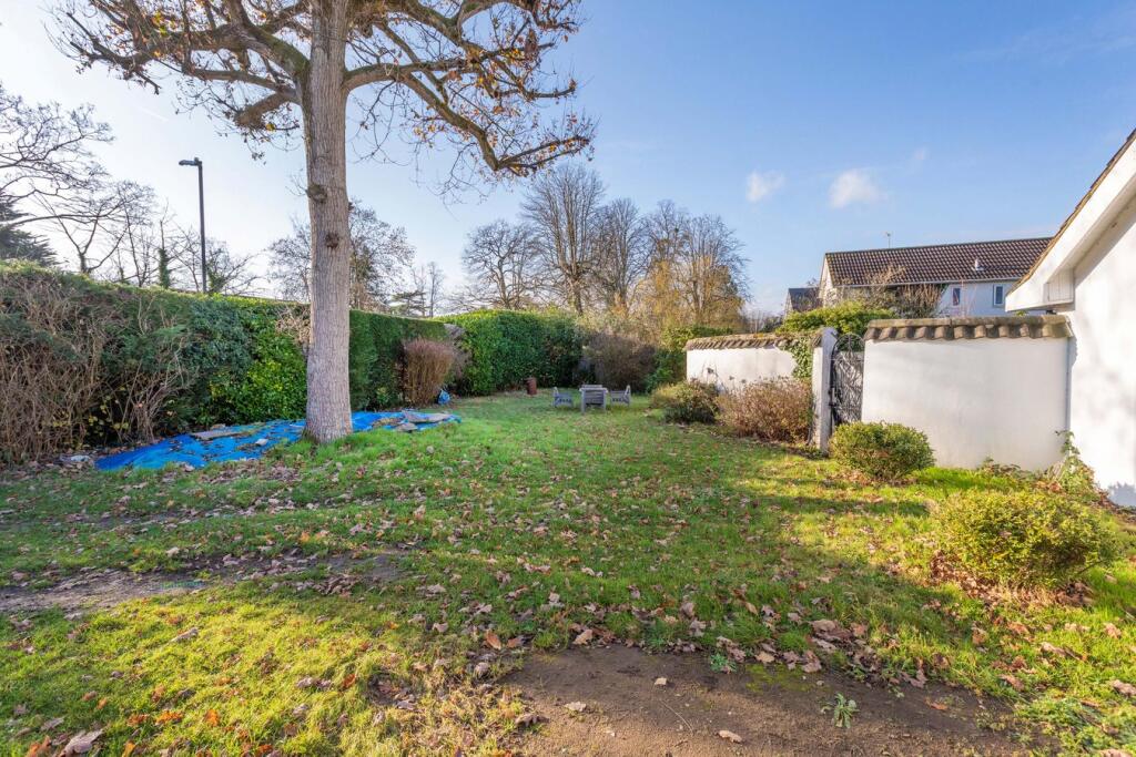 Islet Road, Maidenhead, SL6 photo 2