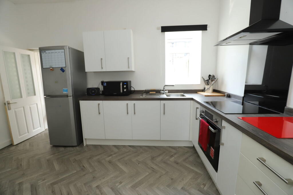 House in Bury, Greater Manchester - View 3