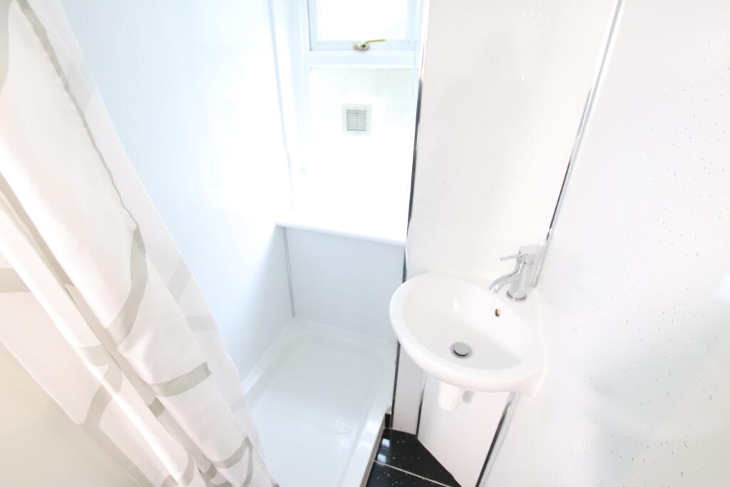 Apartment in Glasgow - More