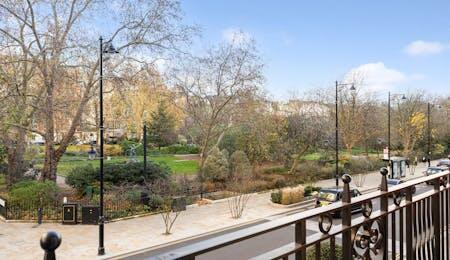 100926-51-sloane-street24
