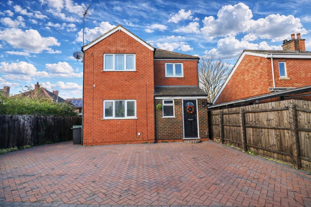 Main image of property: Nippendale, Rushden, NN10 0DF