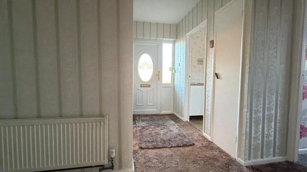 10 Cressener Close, Norwich, Norfolk NR6 5RF photo 3
