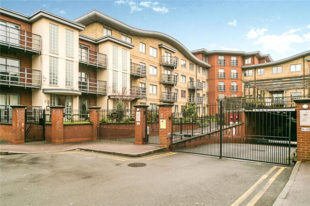 Main image of property: Quadrant Court, Jubilee Square, Reading
