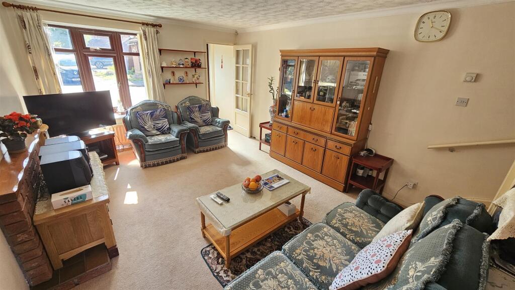 House in Rushcliffe, Romans Quarter, Bingham - More