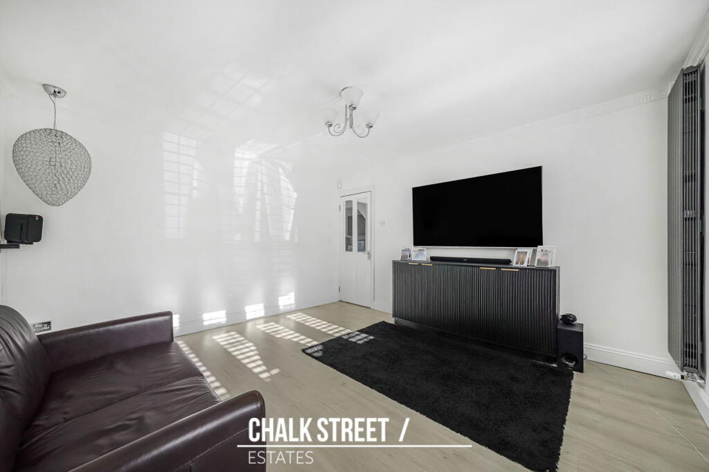 23 Ennerdale Avenue photo 3