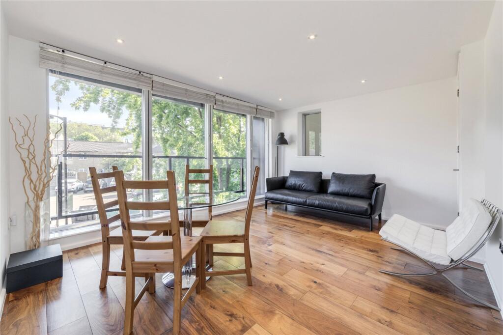 Apartment in London - View 4