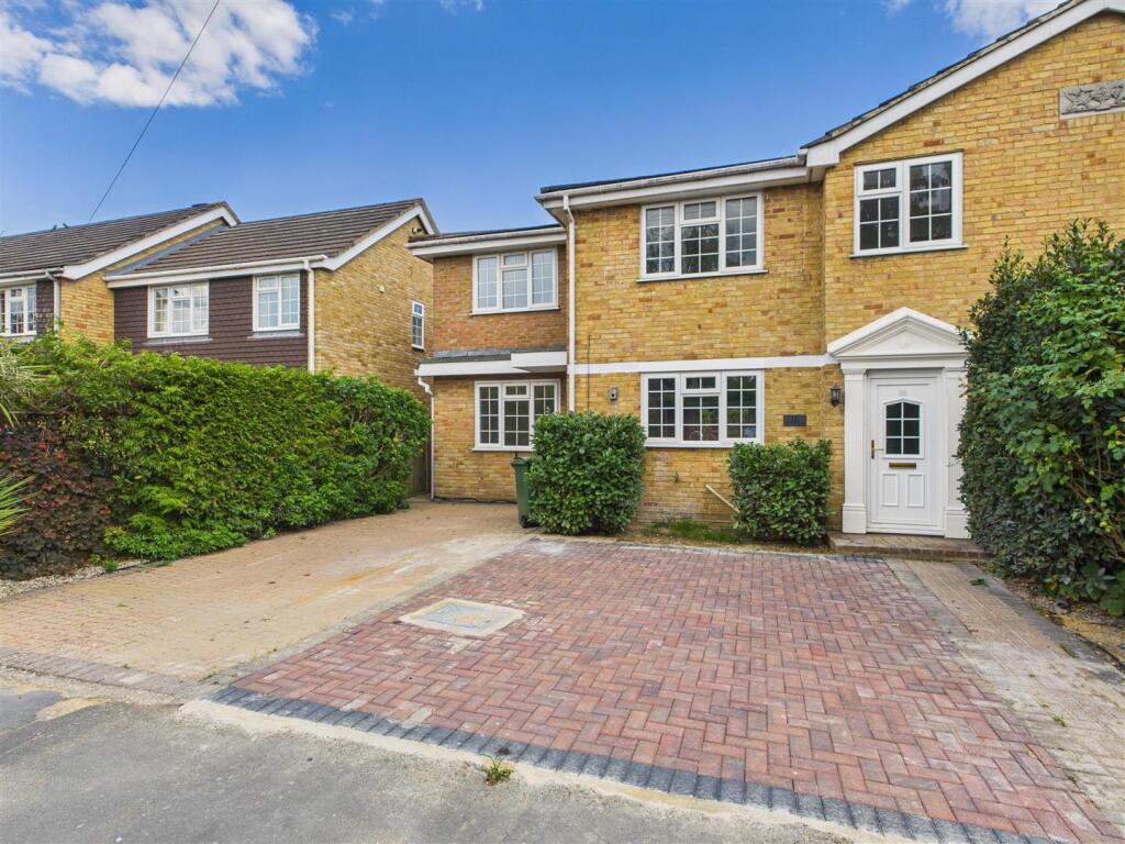 House in Kingston upon Thames - View 2
