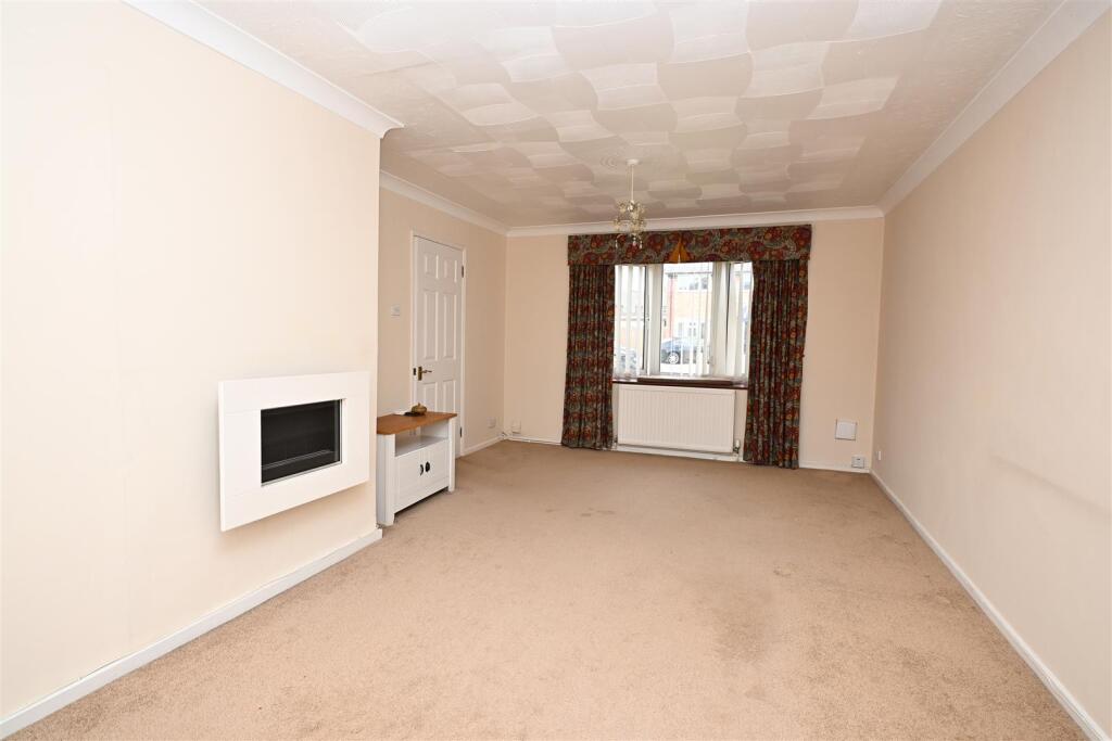 House in Basingstoke and Deane, Basingstoke - View 4