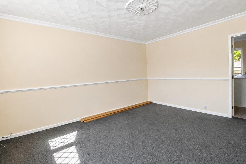 House in Wakefield, West Yorkshire - View 5