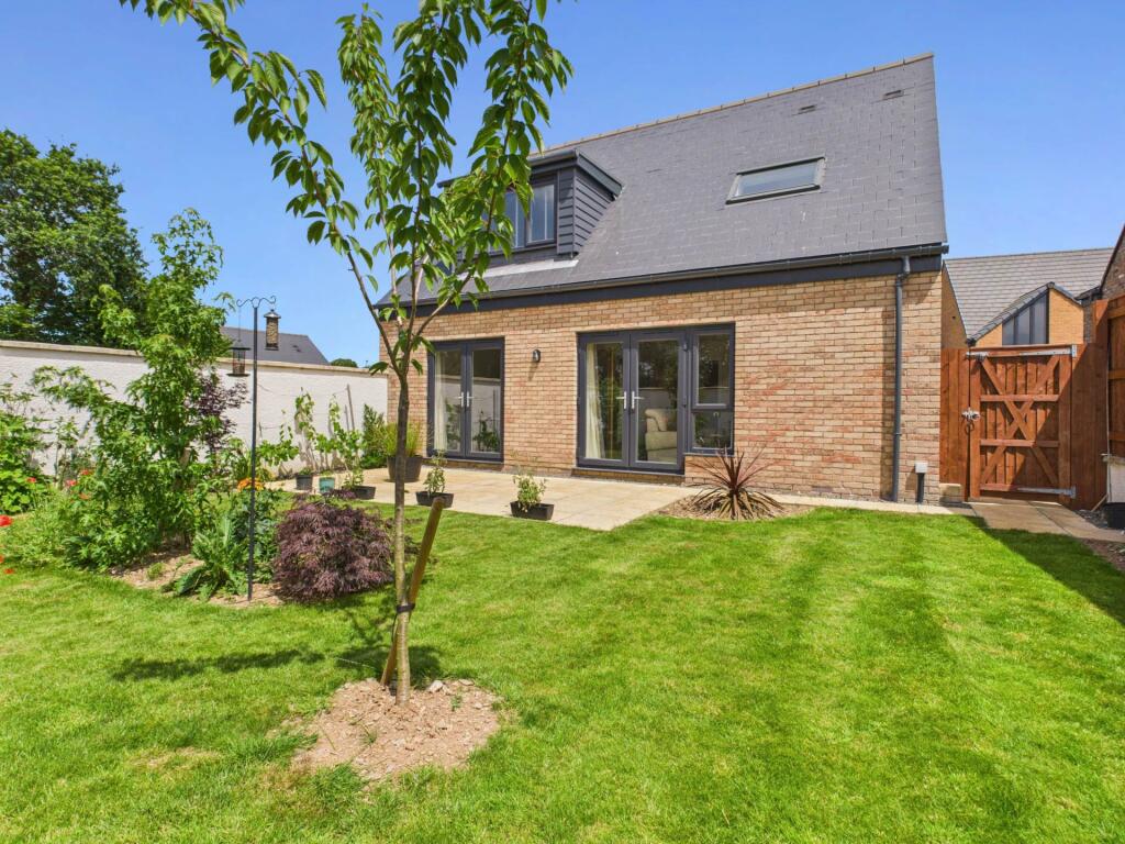 3-bed house on 21 St. Marys Road, £390,000