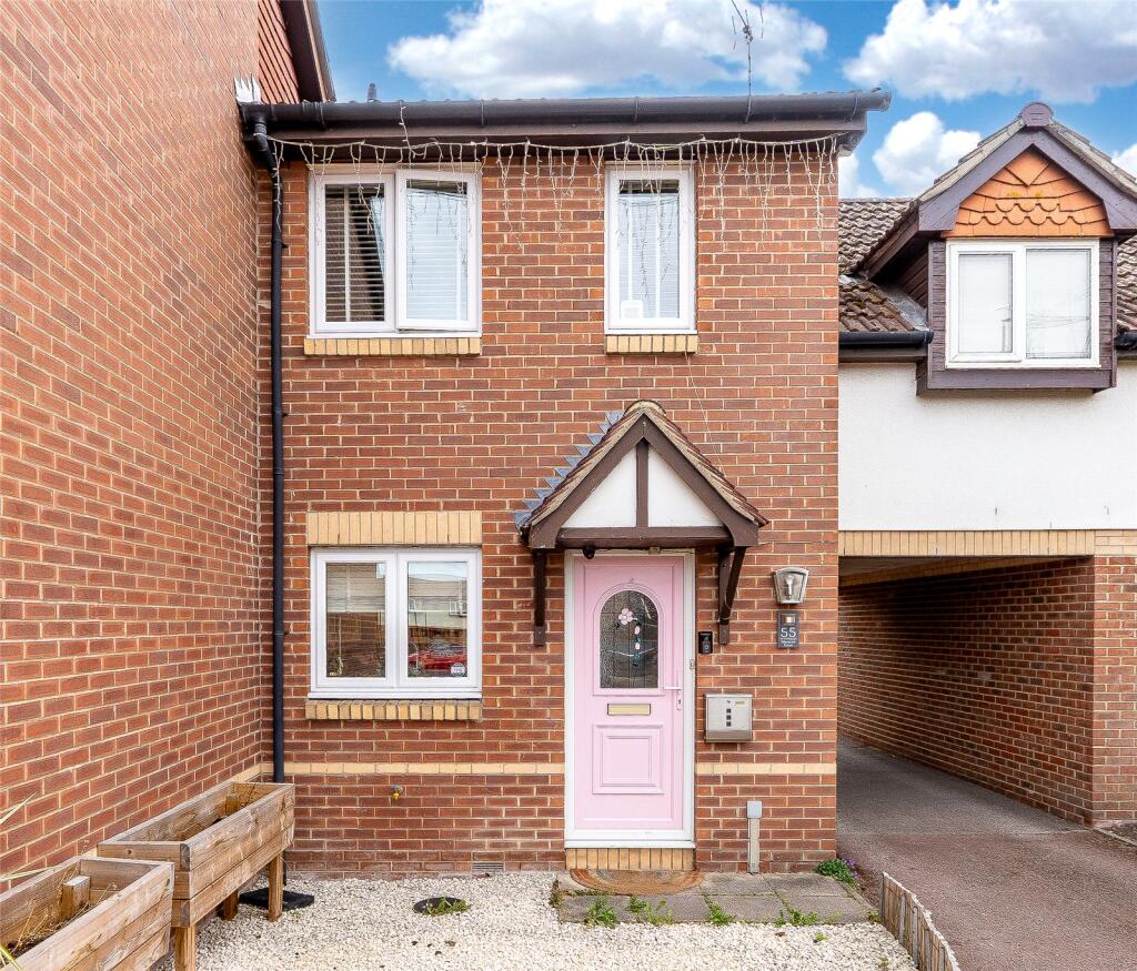 Main image of property: Wensum Drive, Didcot, Oxfordshire, OX11