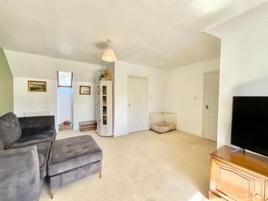 Lister Grove, Blythe Bridge, ST11 - View 5