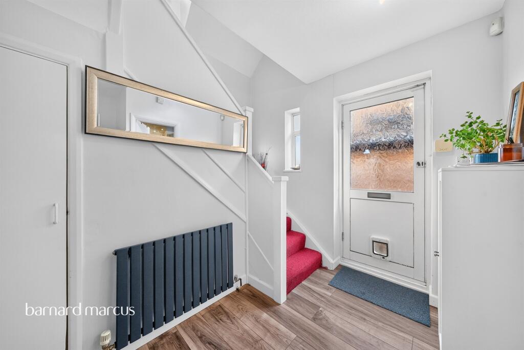 House in Twickenham - View 4