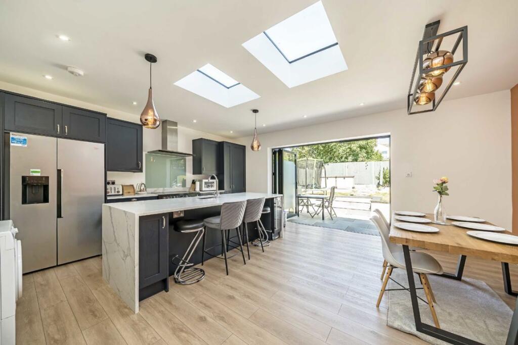 House in London - View 4