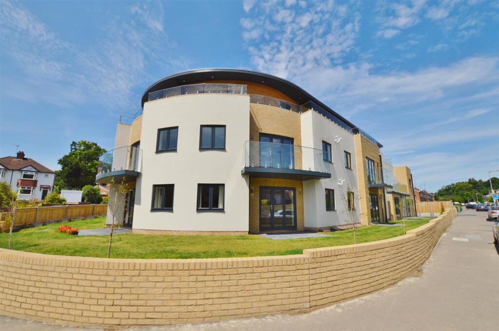 Main image of property: Beechfield Road, Hemel Hempstead, HP1