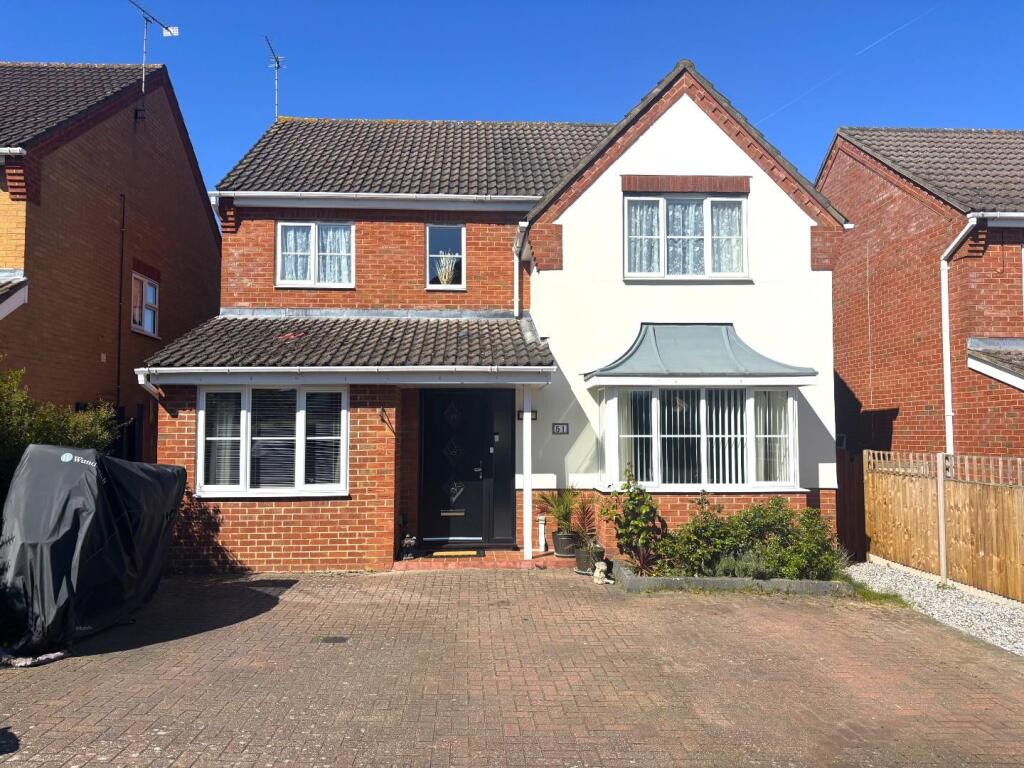 4-bed detached on Sparrow Drive, Stevenage, £575,000