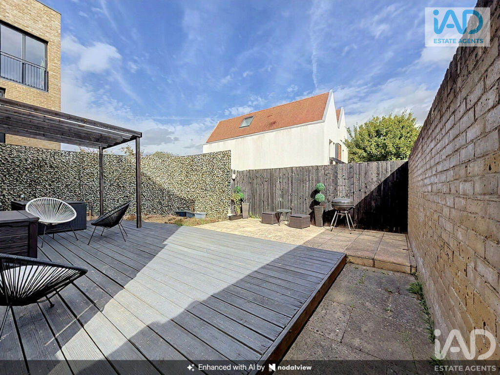 House in Harlow, Newhall - View 4