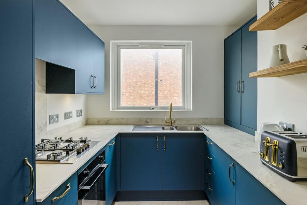 Main image of property: Lordship Lane London SE22