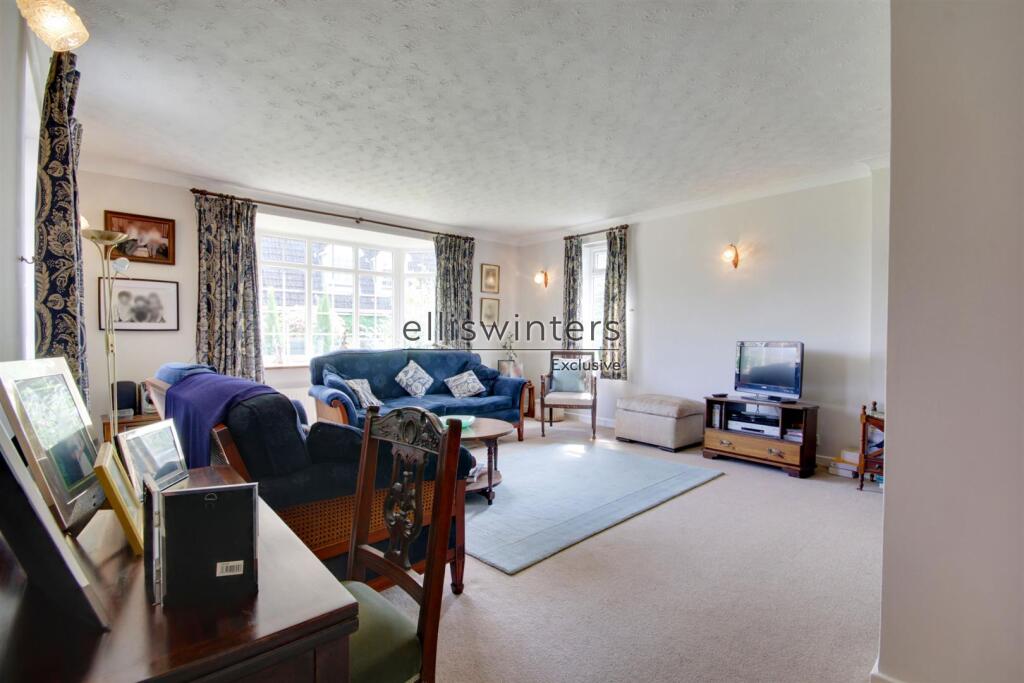 House in Peterborough - View 5