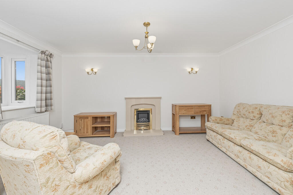 St Johns Court, Lepton photo 3