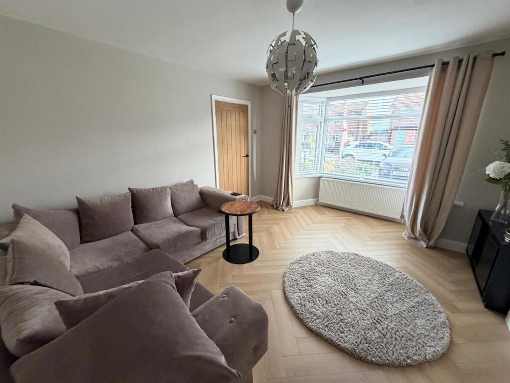 Charters Crescent, South Hetton, Durham photo 3