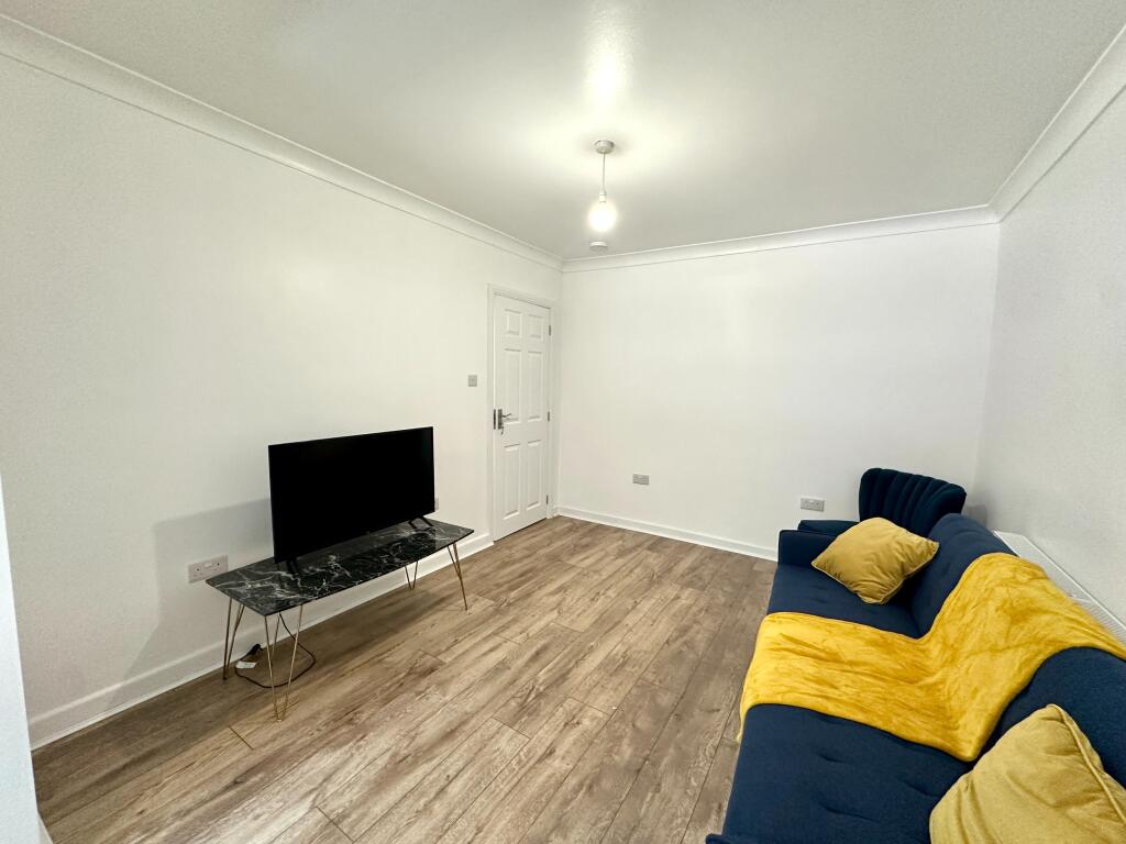 House in Wolverhampton - View 5