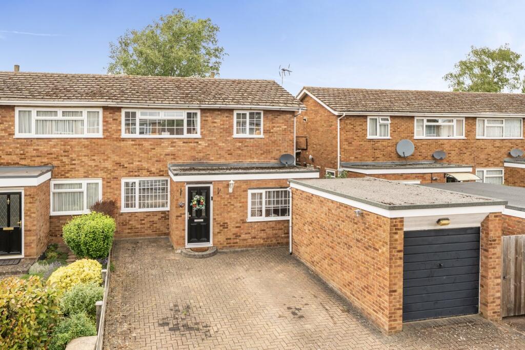 Main image of property: Mowbray Crescent, Stotfold, SG5