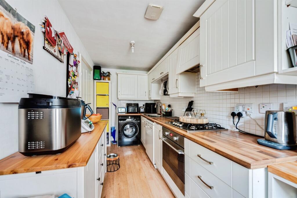 House in Swindon - View 5