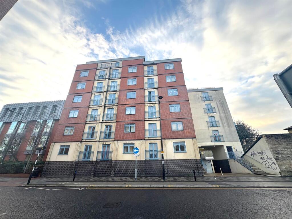 Main image of property: Wellington Street, Swindon